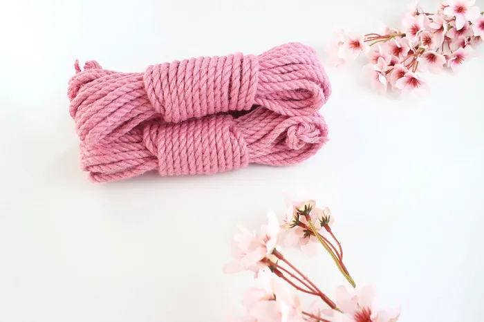 Cute Cruelty Vibrators Pink Jute Rope