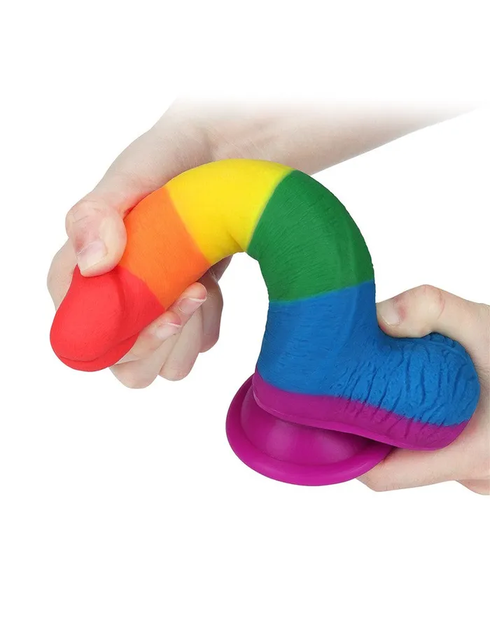 Lovetoy - Rainbow Pride Dildo met Scrotum 19.5 cm | Lovetoy Dildos